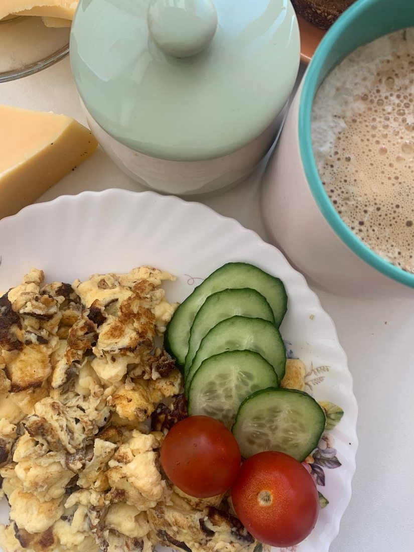 Scrambled eggs with vegetables on a plate